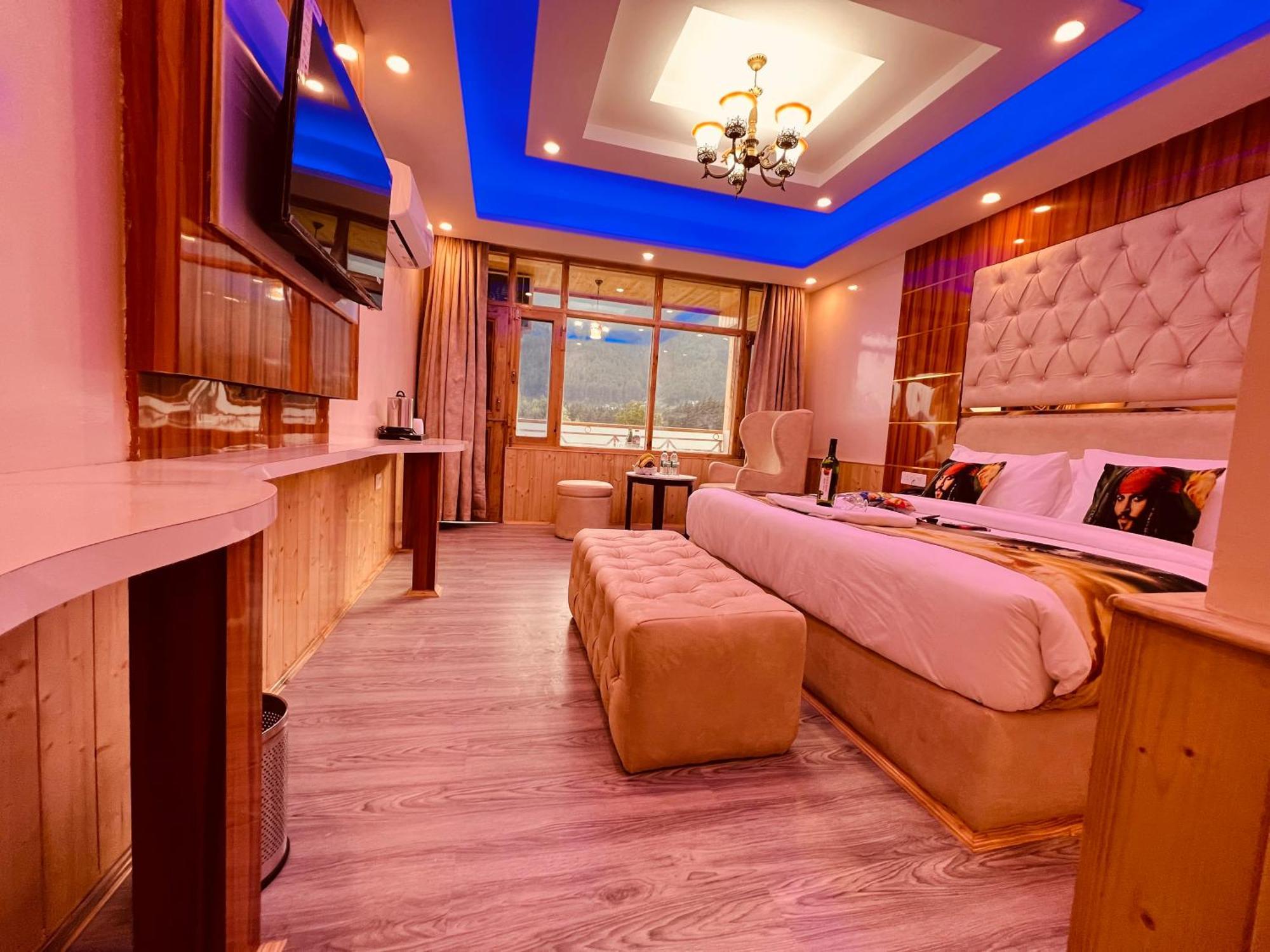 Hill River Resort - Central Heated & Air Cooled - Near Mall Road , Best Property Of Manali 2024- 2025 Buitenkant foto