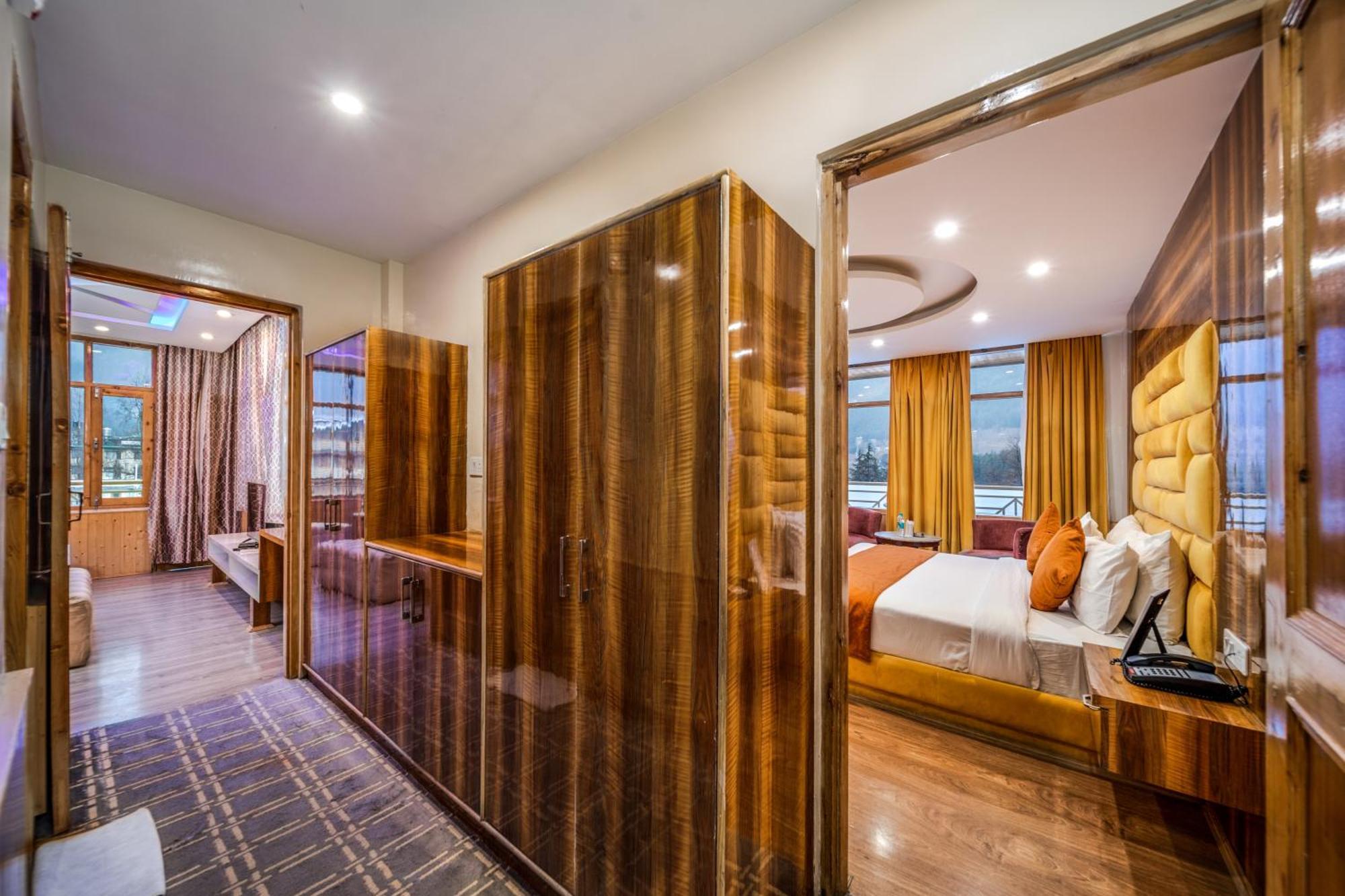 Hill River Resort - Central Heated & Air Cooled - Near Mall Road , Best Property Of Manali 2024- 2025 Buitenkant foto