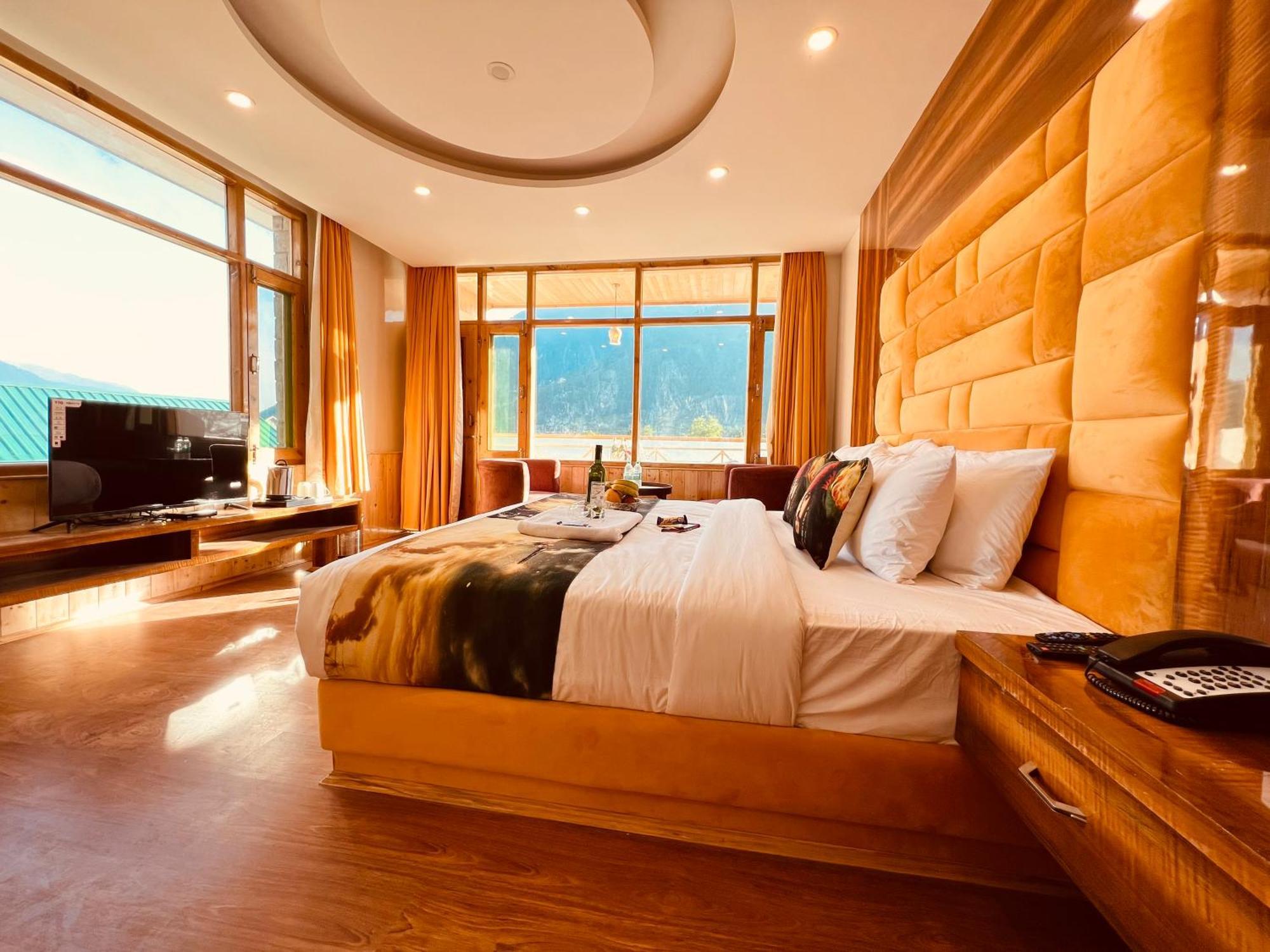 Hill River Resort - Central Heated & Air Cooled - Near Mall Road , Best Property Of Manali 2024- 2025 Buitenkant foto